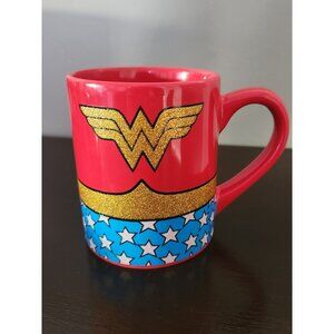 DC Comics Silver Buffalo 14oz Wonder Woman Ceramic Coffee Mug.